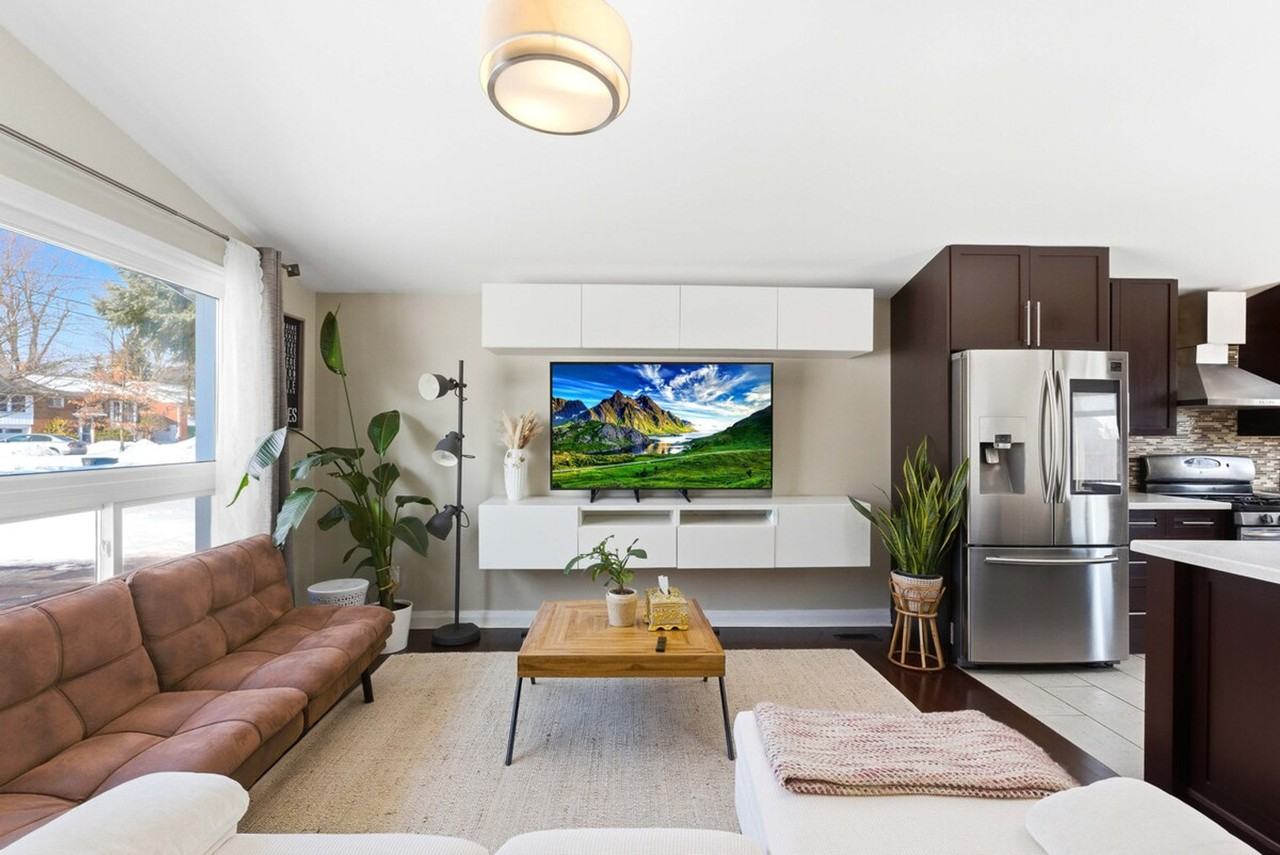 3210 Lawrence Ave E #1501597P - Photo 6 of 50