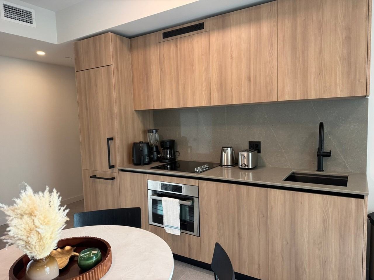 61 Ne 4th St #1502547P - Photo 2 of 24