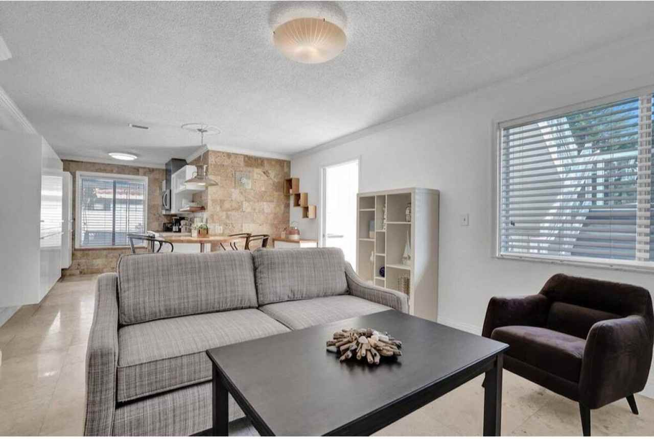 3215 Ne 7th St #1503961P - Photo 3 of 23