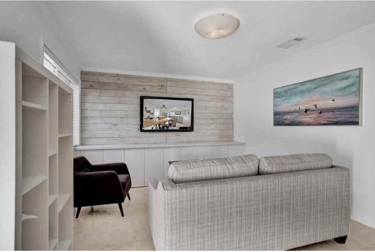 3215 Ne 7th St #1503961P - Photo 4 of 23