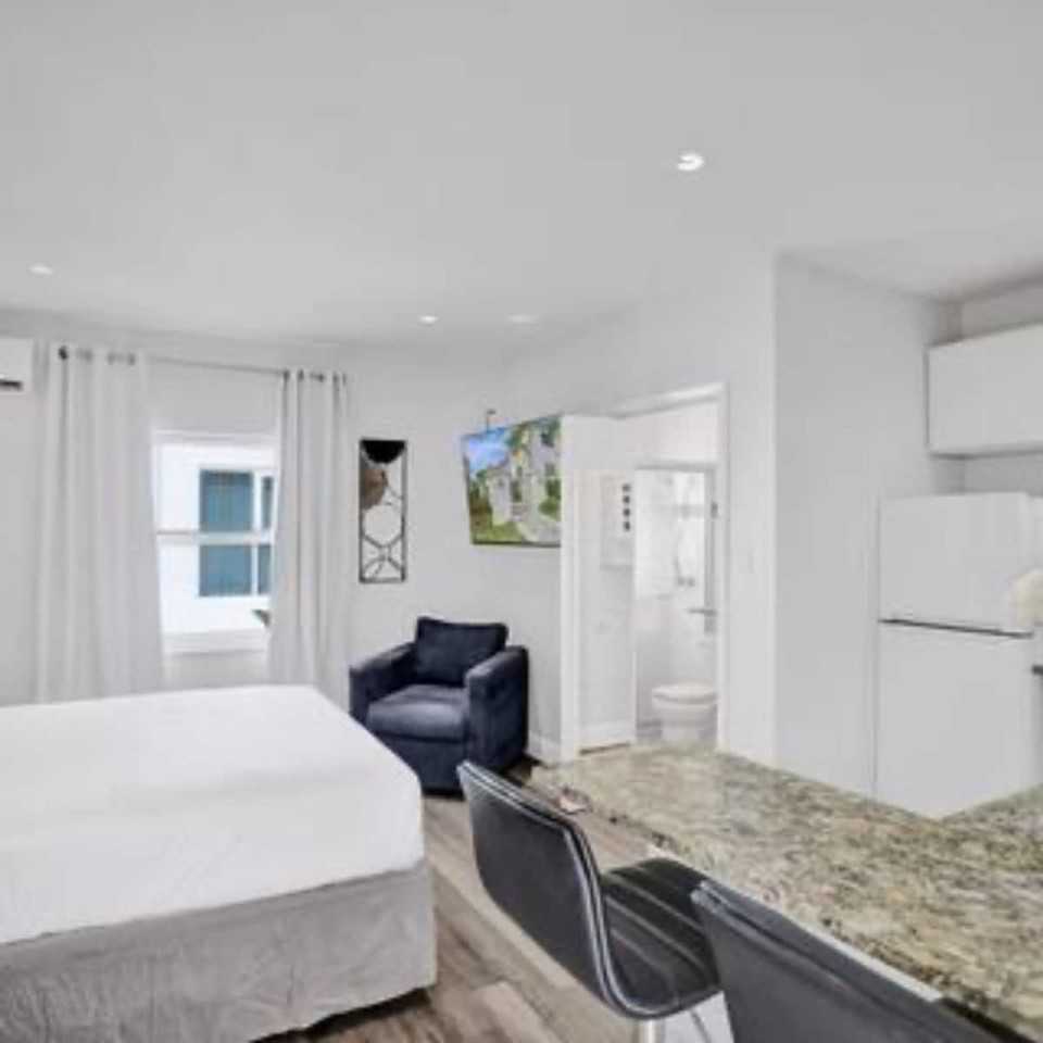 37 Hendricks Isle #1504034P - Photo 7 of 13