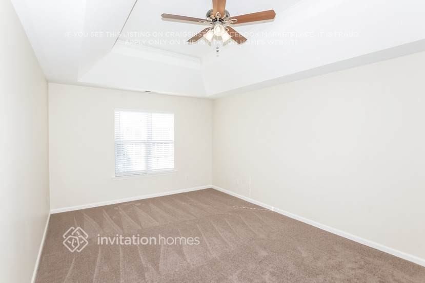 16908 Glassfield Dr - Photo 2 of 11