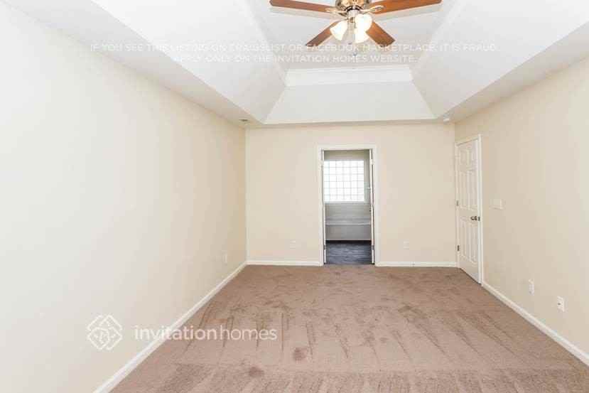 16908 Glassfield Dr - Photo 3 of 11