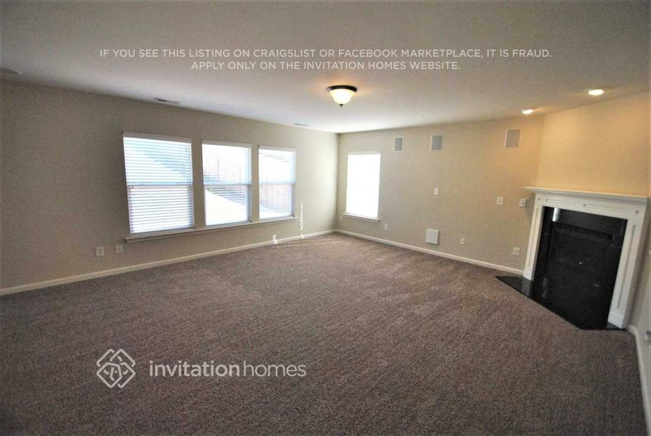 311 Rondelay Dr - Photo 4 of 20