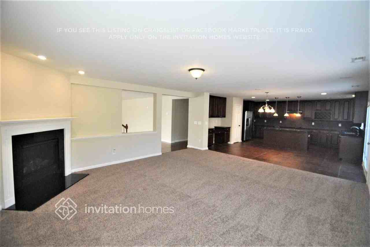 311 Rondelay Dr - Photo 5 of 20