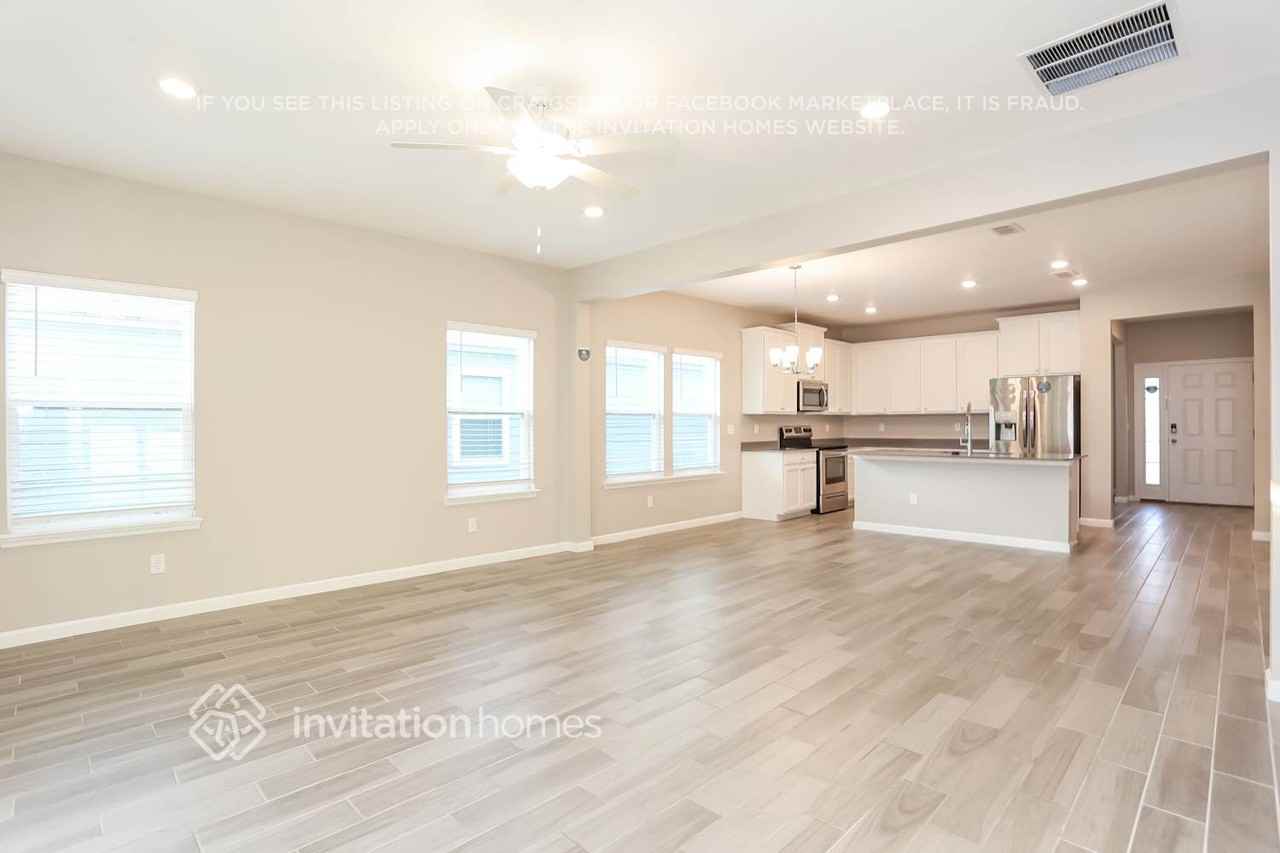 7936 Thyme Trl - Photo 4 of 18