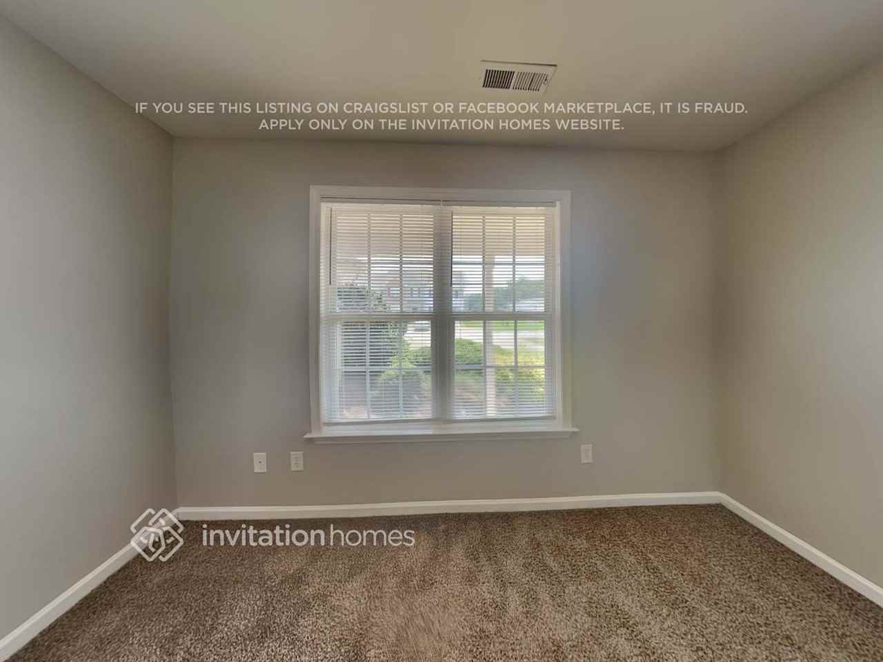 101 Blackthorne Ct - Photo 7 of 13