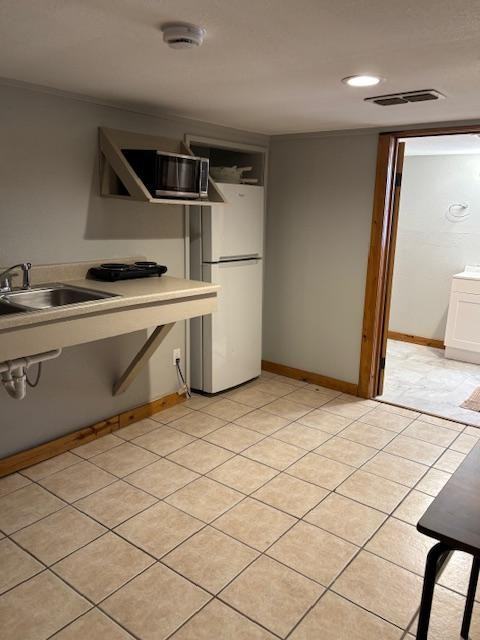339 S Whitney St - Photo 3 of 14