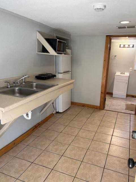 339 S Whitney St - Photo 6 of 14