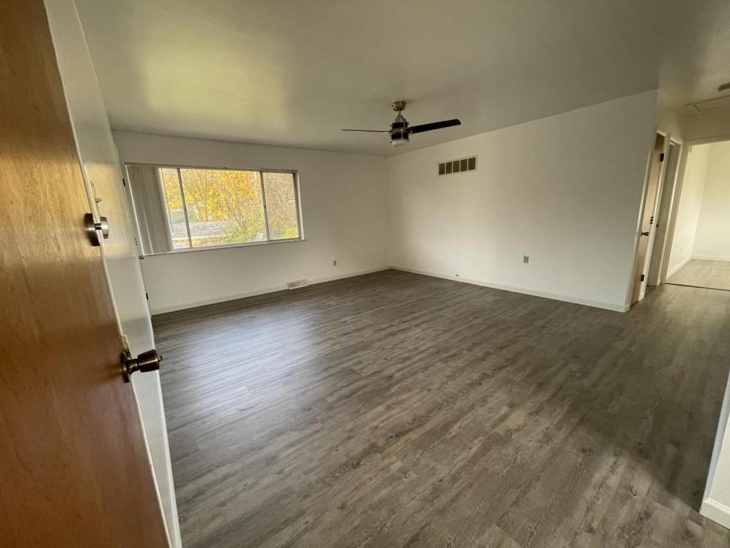 1112 George St - Photo 3 of 6