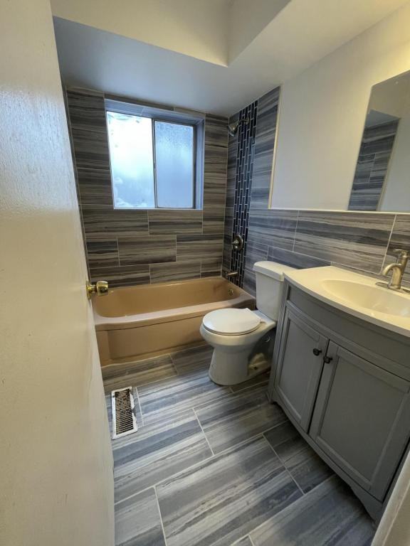 1112 George St - Photo 5 of 6