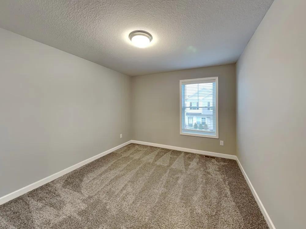 10900 Everest Place North - Photo 5 of 11