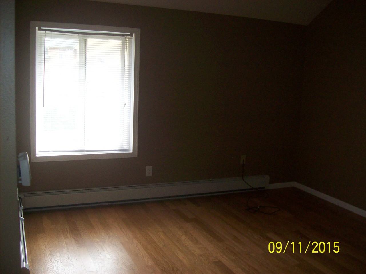 652 Wisconsin St #4 - Photo 6 of 6