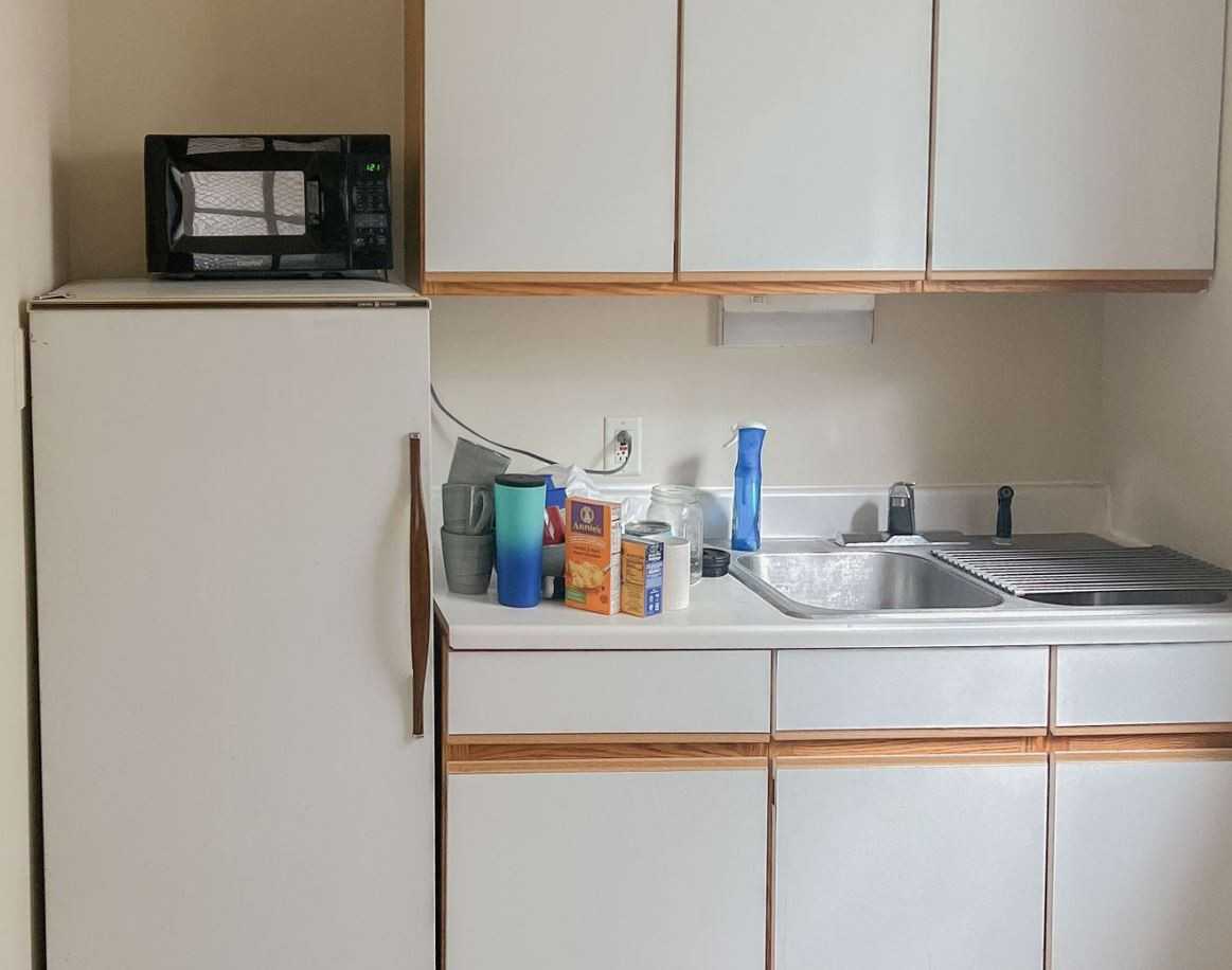 W Diversey Pkwy & N Clark St - Photo 7 of 11