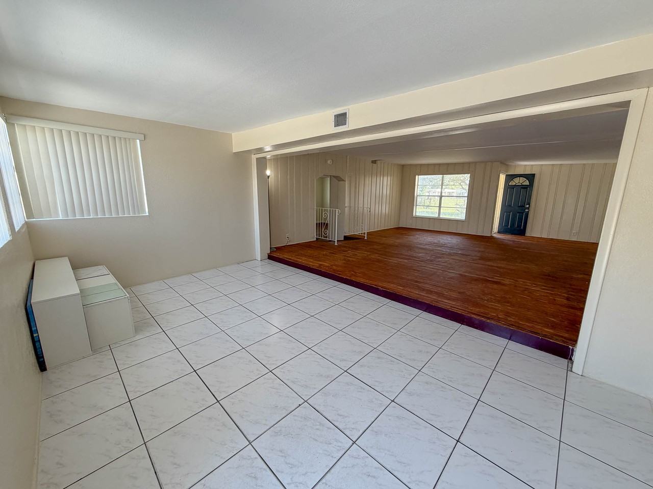 2250 Northwest 27th Street - Photo 3 of 27