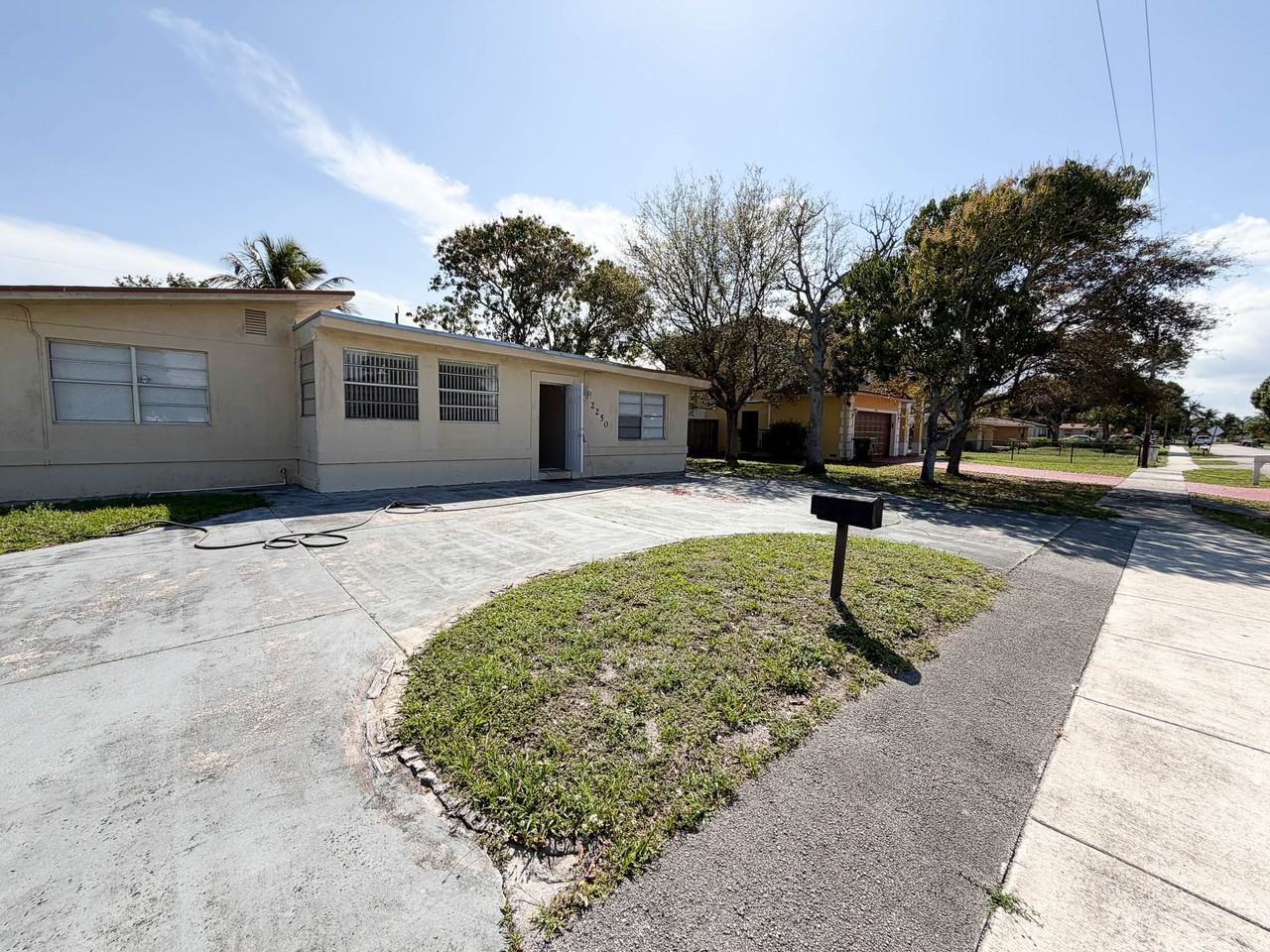 2250 Northwest 27th Street - Photo 2 of 27