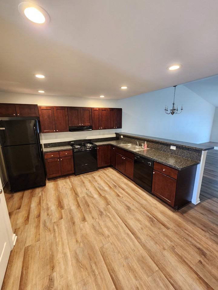 38 Micah Ct #1 - Photo 2 of 16