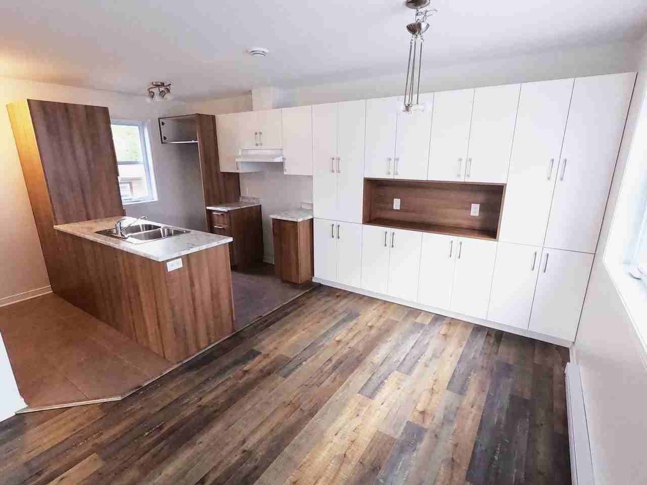 31 Rue Garneau #1 - Photo 3 of 17