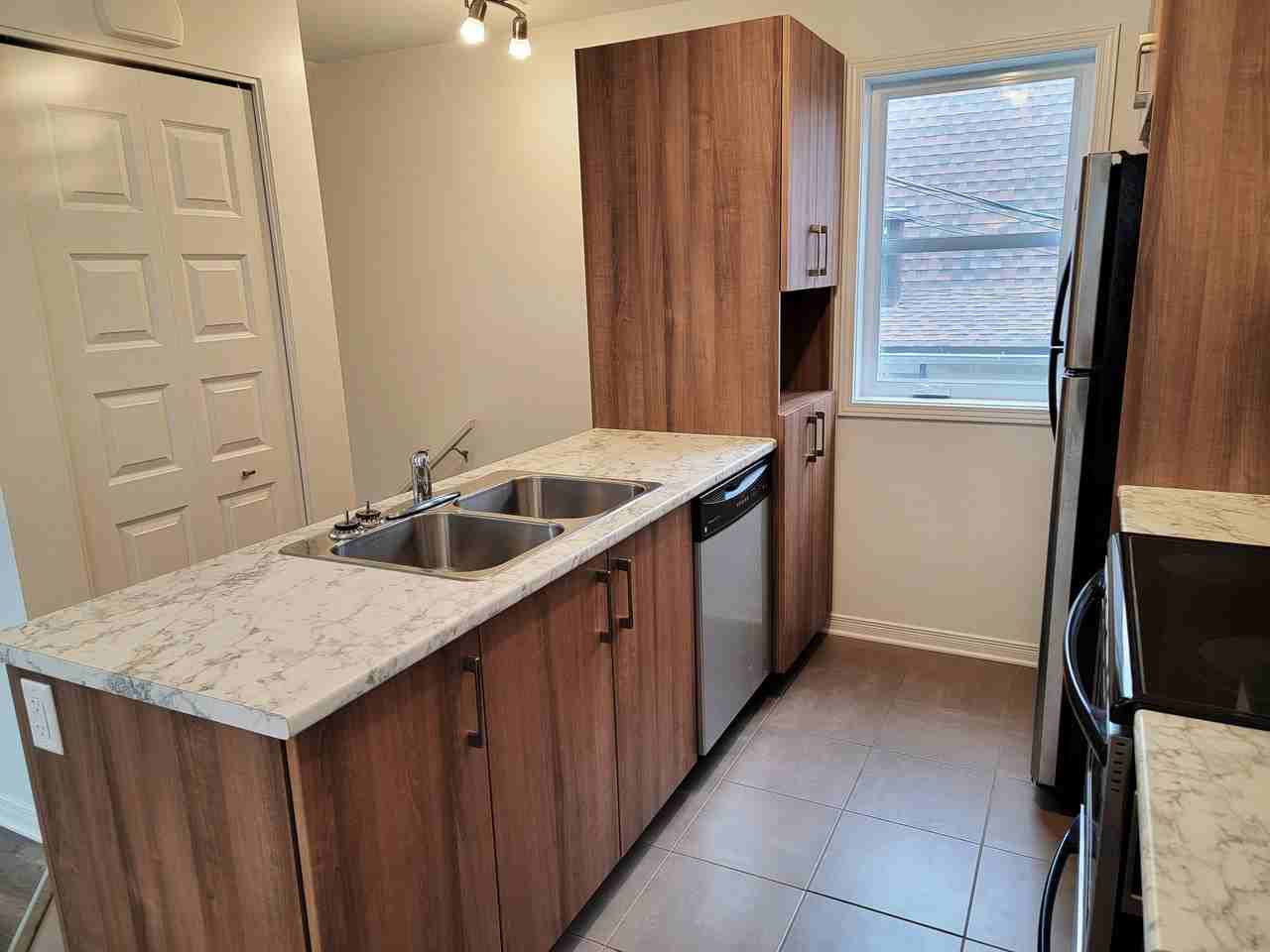 31 Rue Garneau #1 - Photo 2 of 17