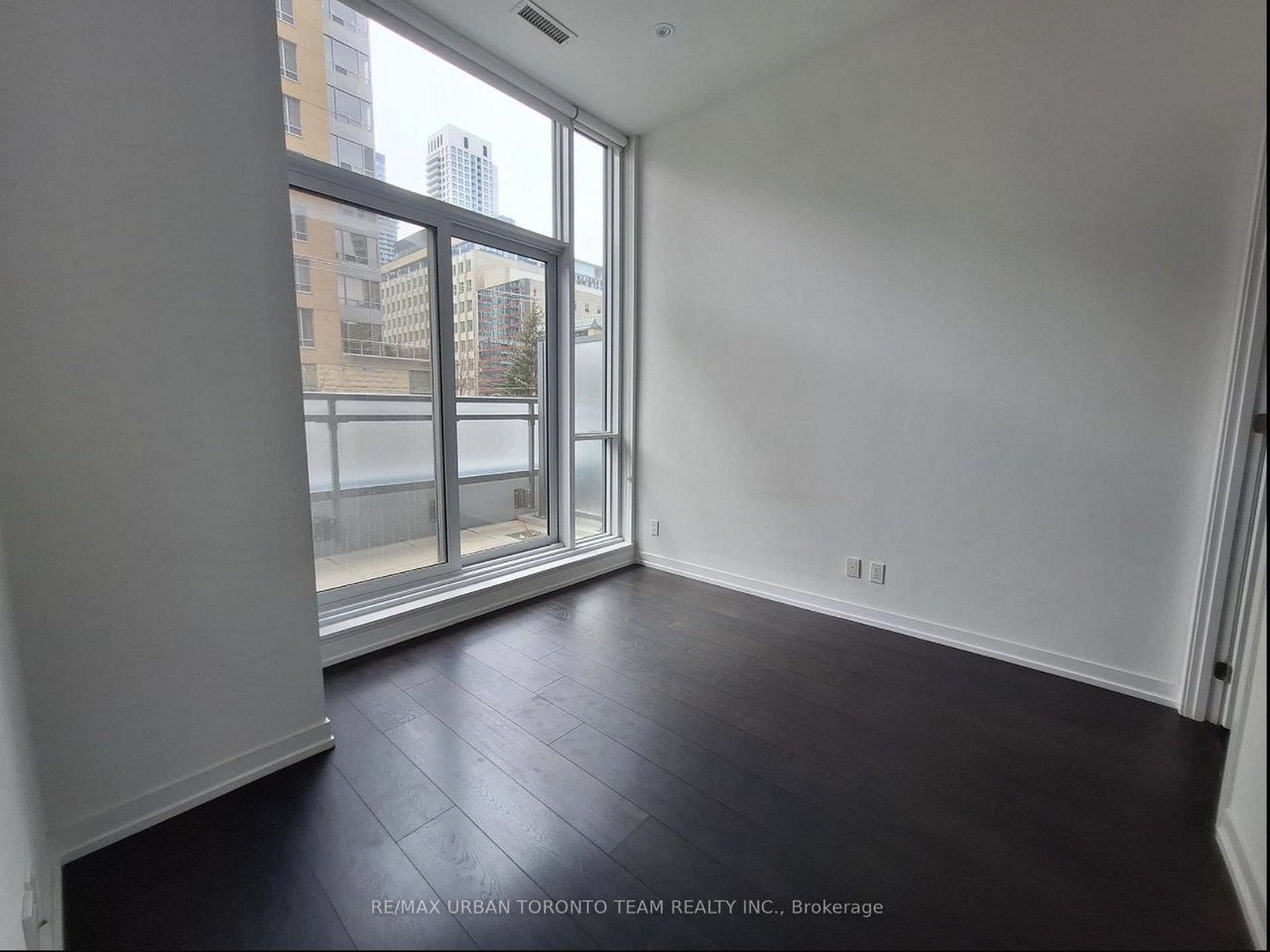 125 Redpath Avenue #202 - Photo 3 of 6