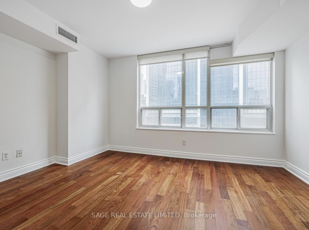 43 Eglinton Avenue East #503 - Photo 5 of 7