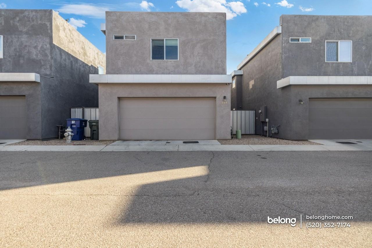 864 E Park Modern Dr - Photo 4 of 26