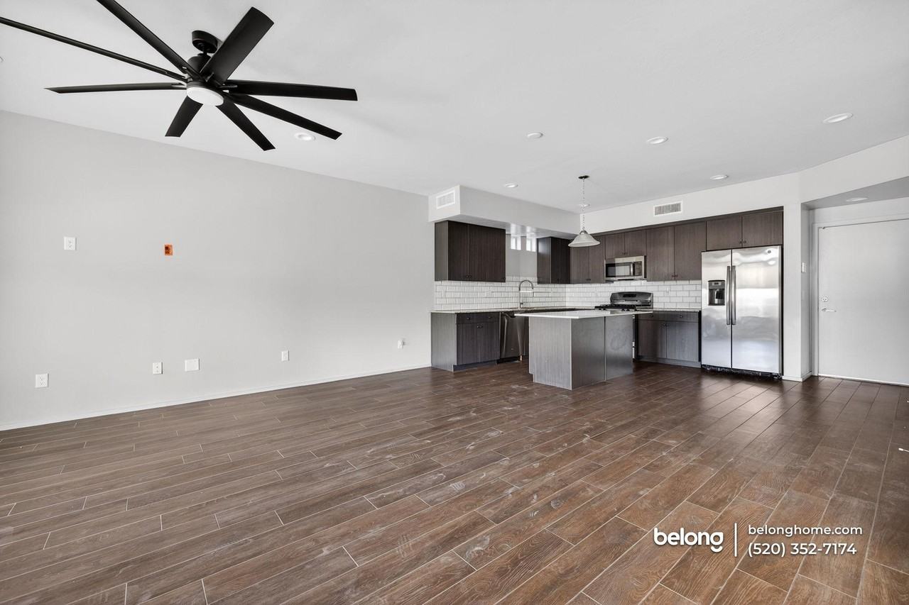 864 E Park Modern Dr - Photo 5 of 26