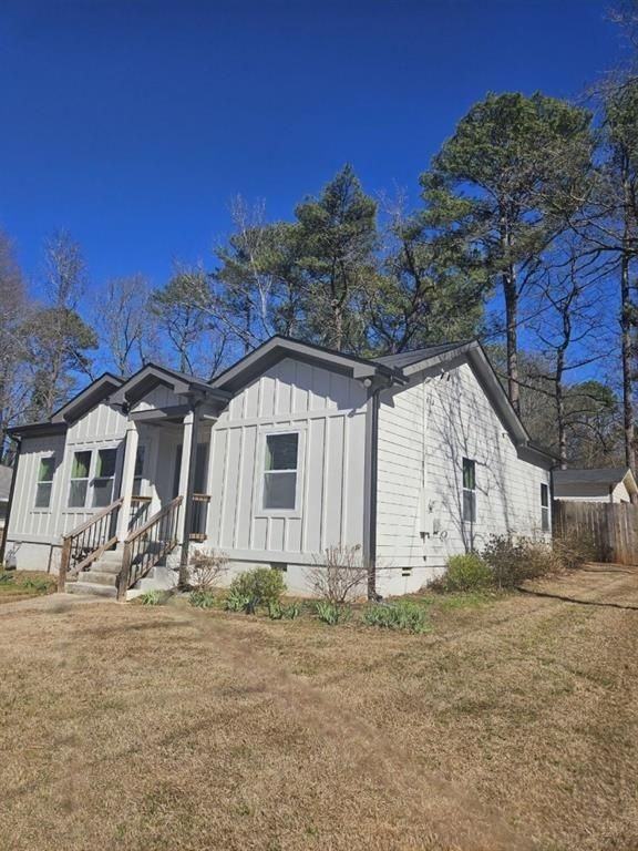 1718 Line St - Photo 4 of 22