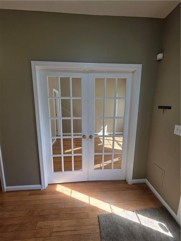 7067 Brookview Cir - Photo 4 of 23