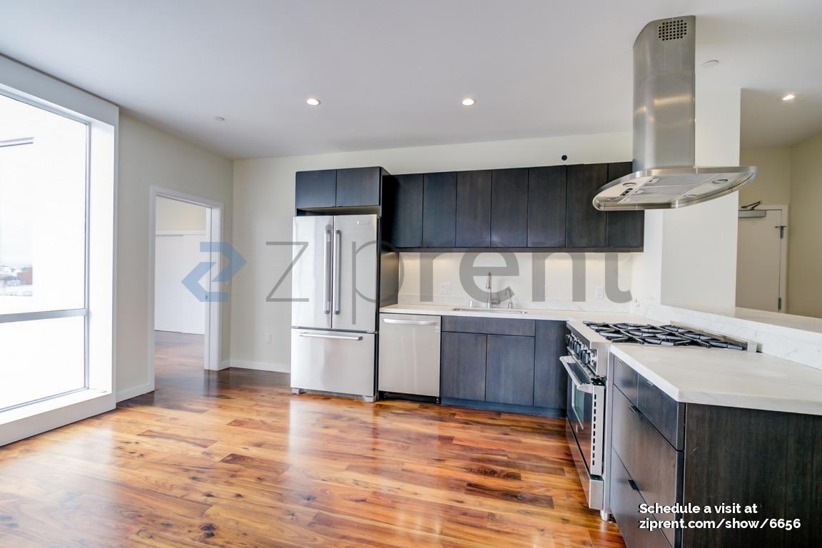 380 14th St #509 - Photo 5 of 22