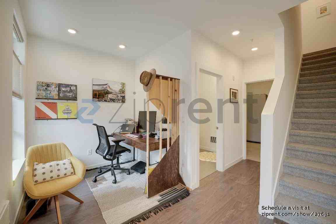 1492 Nw 75th St - Photo 4 of 21