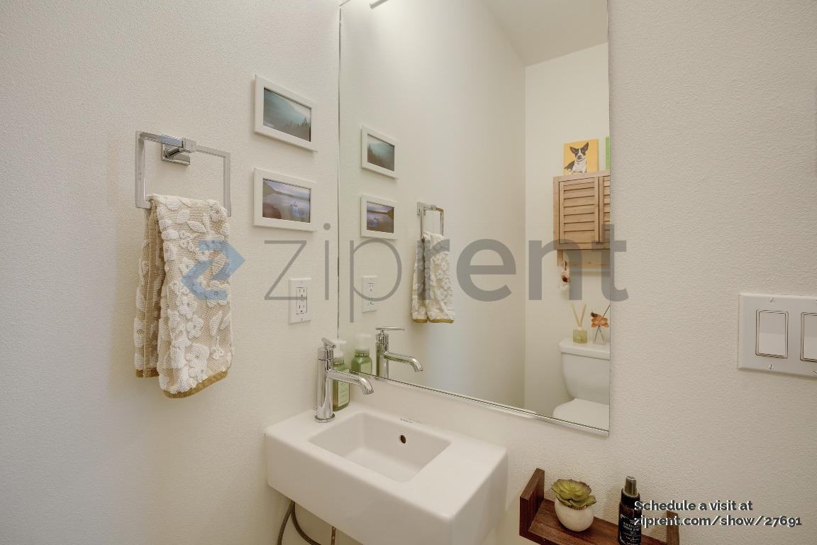 1492 Nw 75th St - Photo 6 of 21