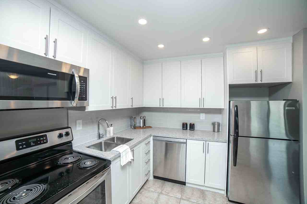 Riverside Towers - Photo 7 of 15
