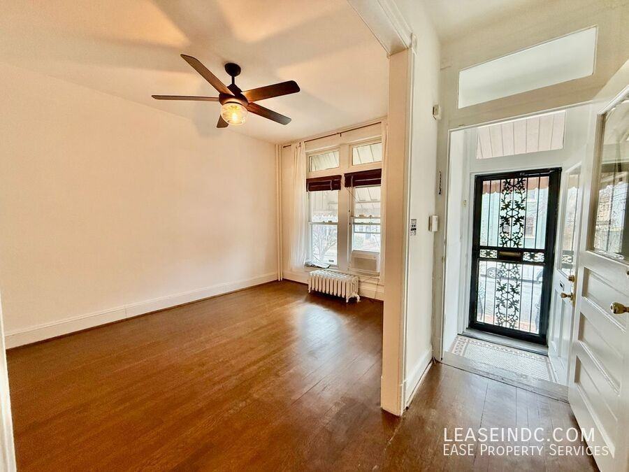 304 16th St Se - Photo 4 of 29