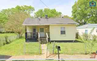featured image of 3713 Dorris St