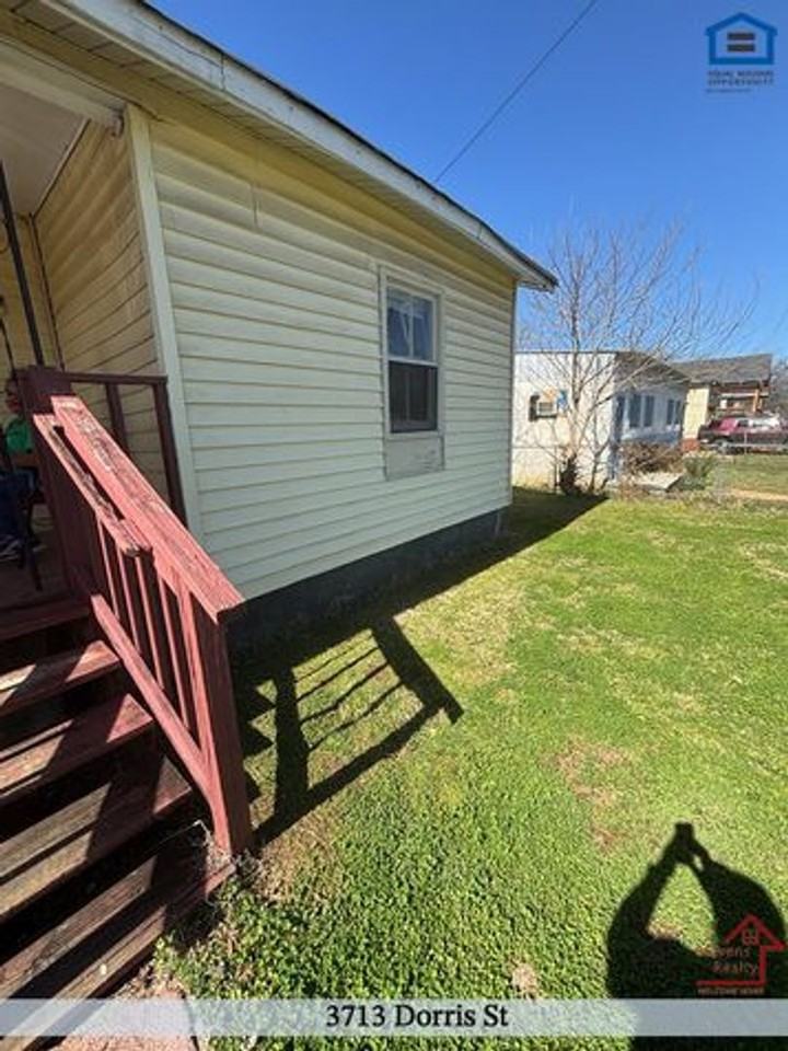 3713 Dorris St - Photo 3 of 13