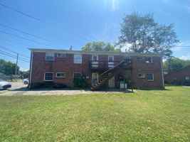 featured image of 411 Elm Ave #4