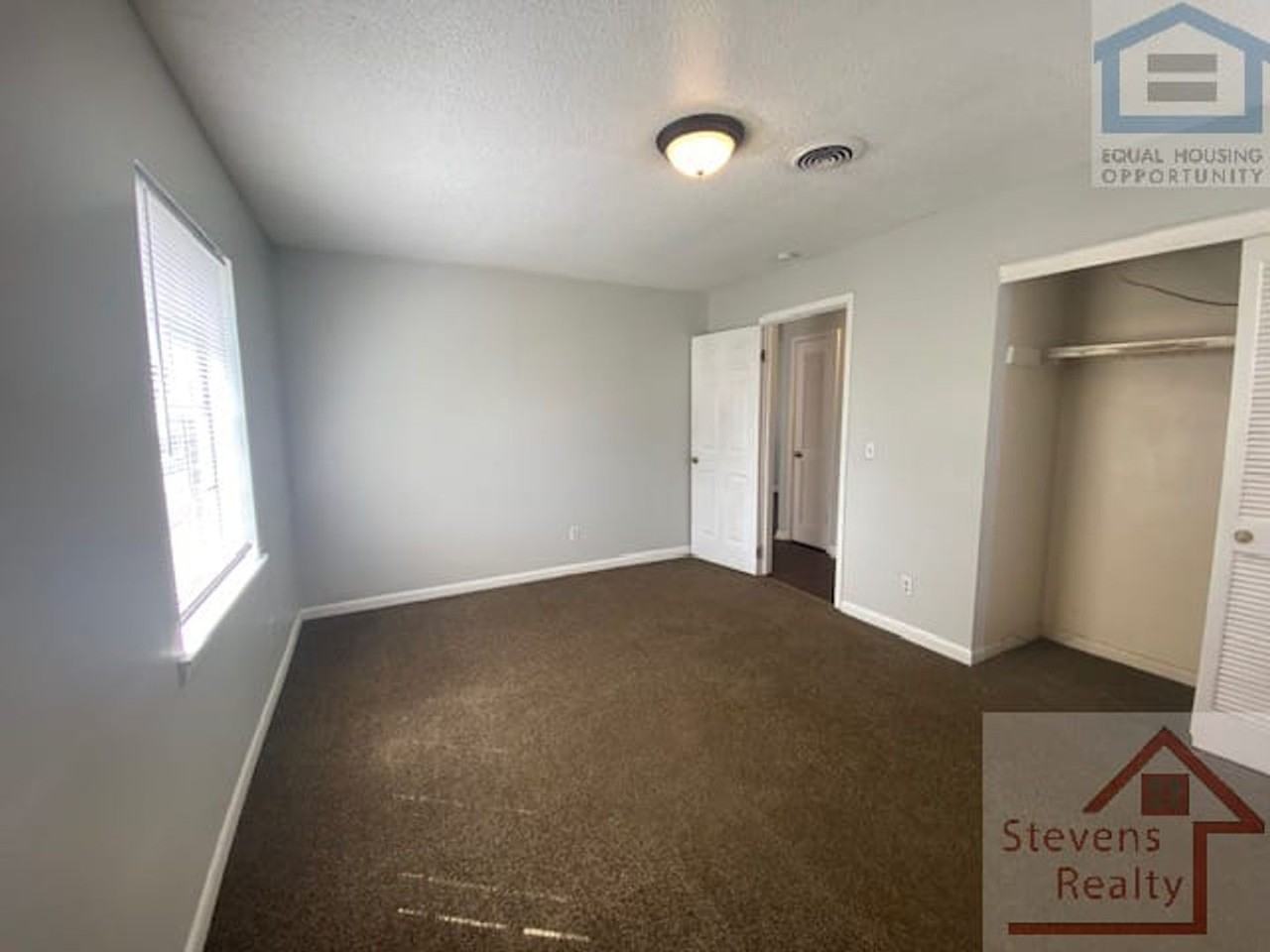 411 Elm Ave #4 - Photo 6 of 12