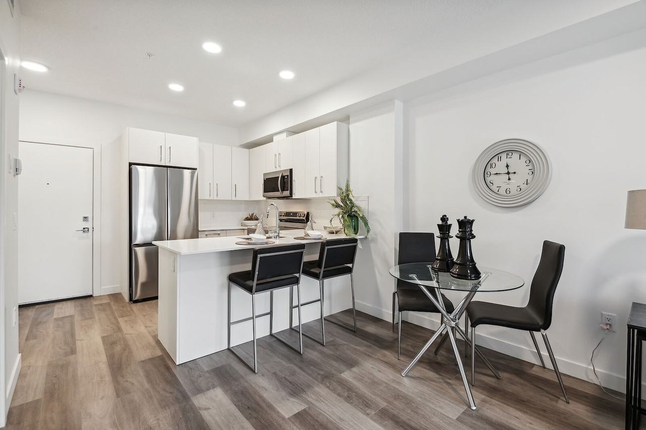 Glenmore Place - Photo 4 of 50