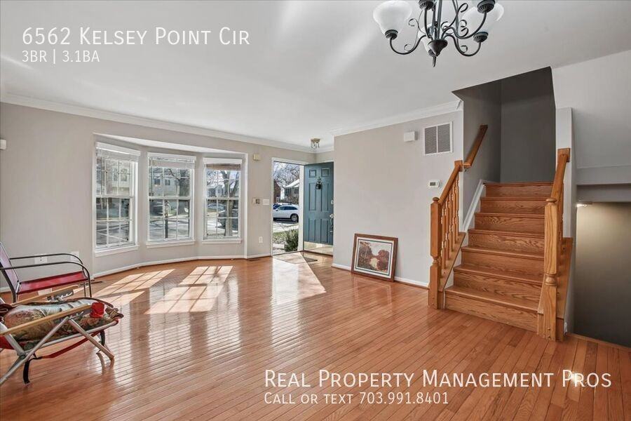 6562 Kelsey Point Cir - Photo 2 of 25