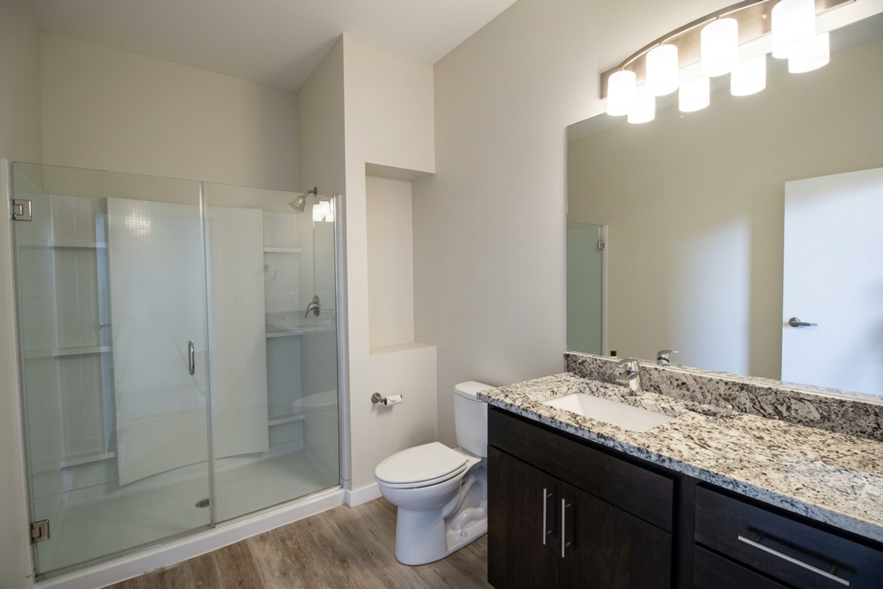 Docks Building - Photo 7 of 33