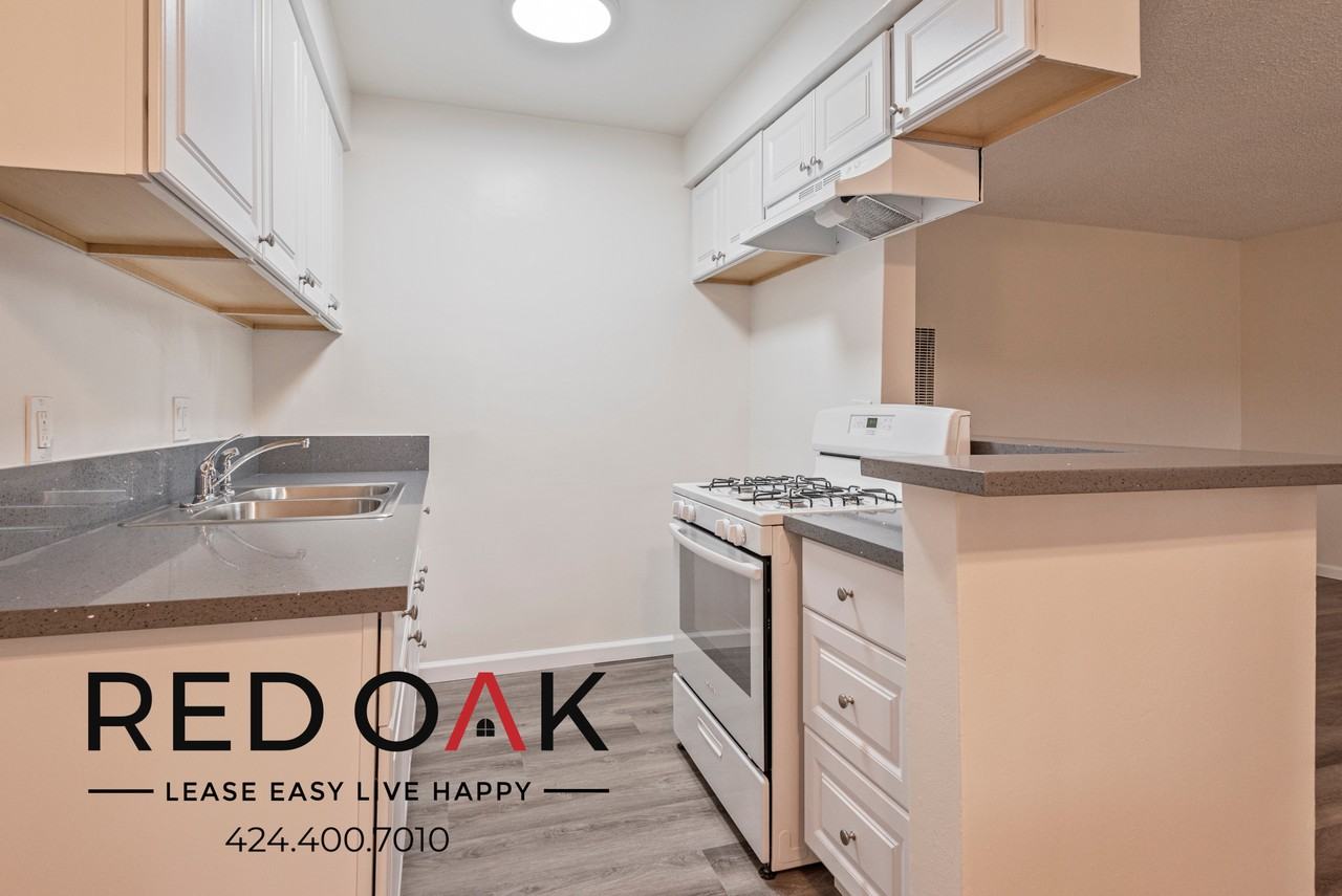 1321 S Greenwood Ave #26 - Photo 2 of 17