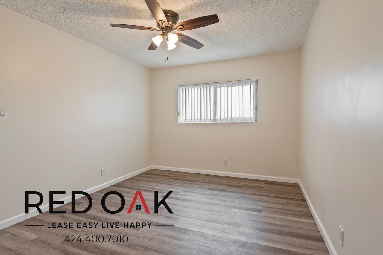 1321 S Greenwood Ave #26 - Photo 3 of 17