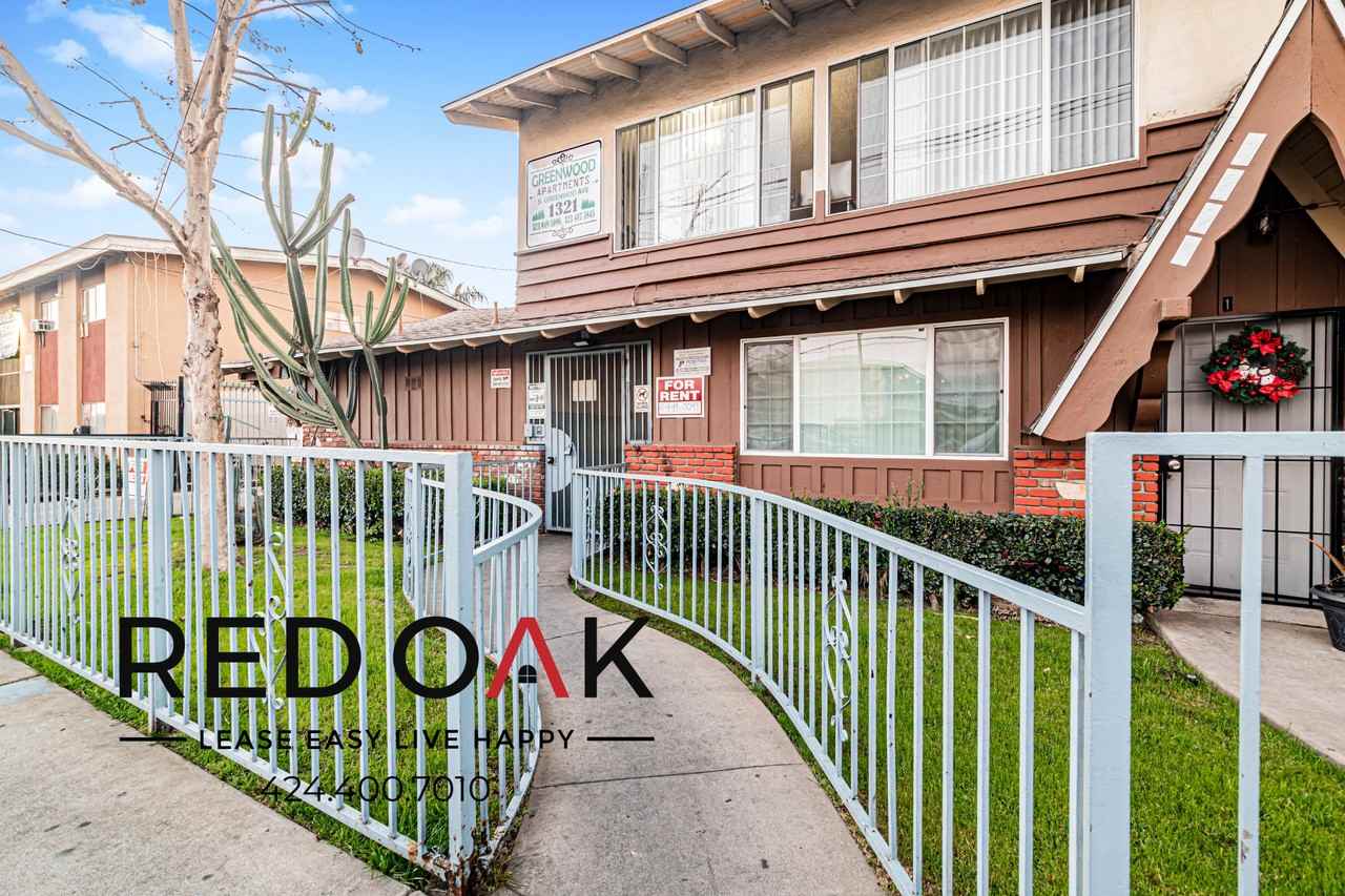 1321 S Greenwood Ave #26 - Photo 5 of 17