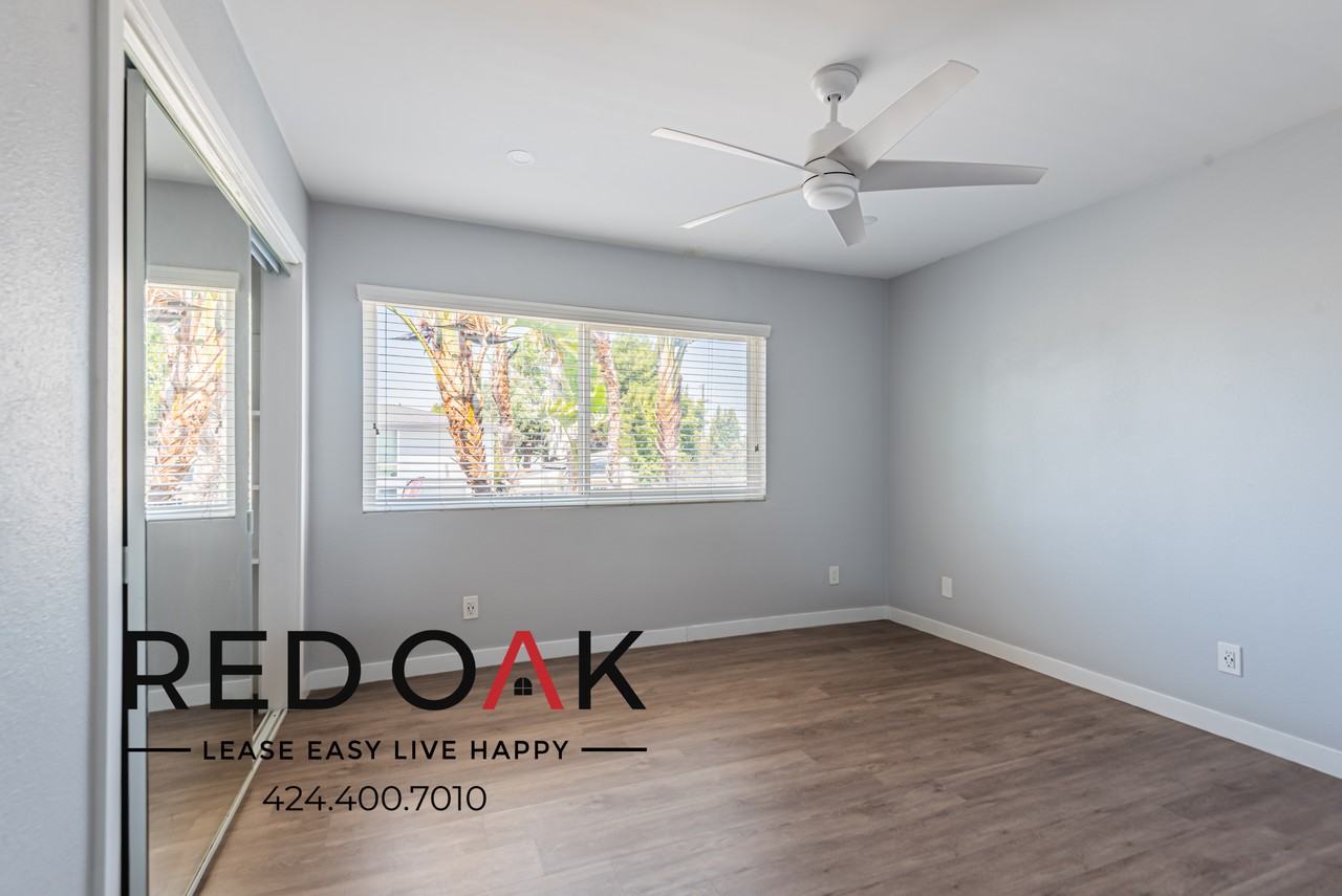 1942 S Garth Ave #4 - Photo 7 of 25