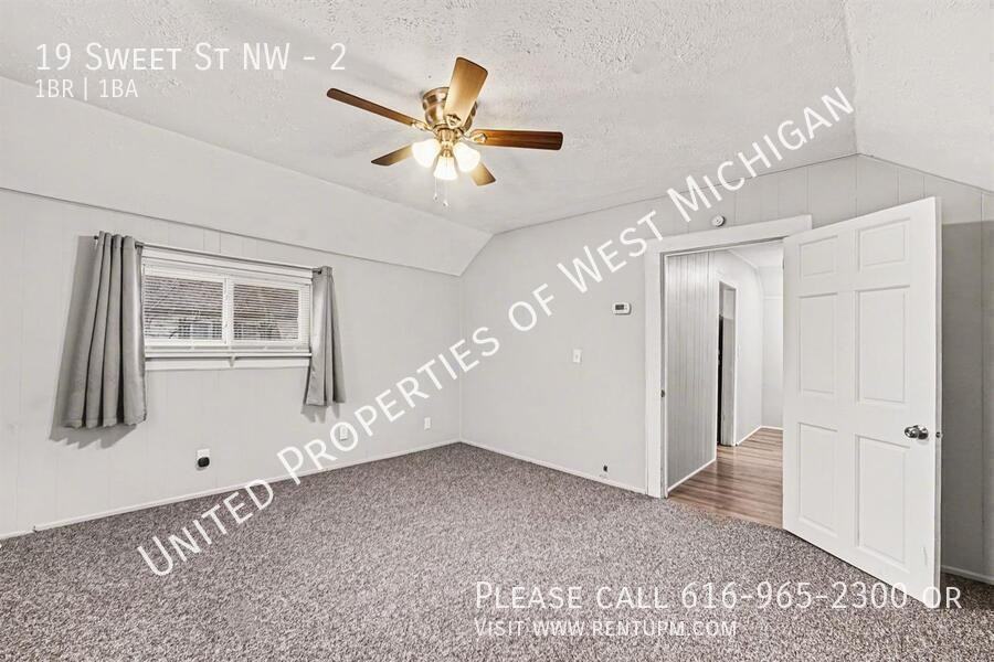 19 Sweet St Nw #2 - Photo 4 of 16