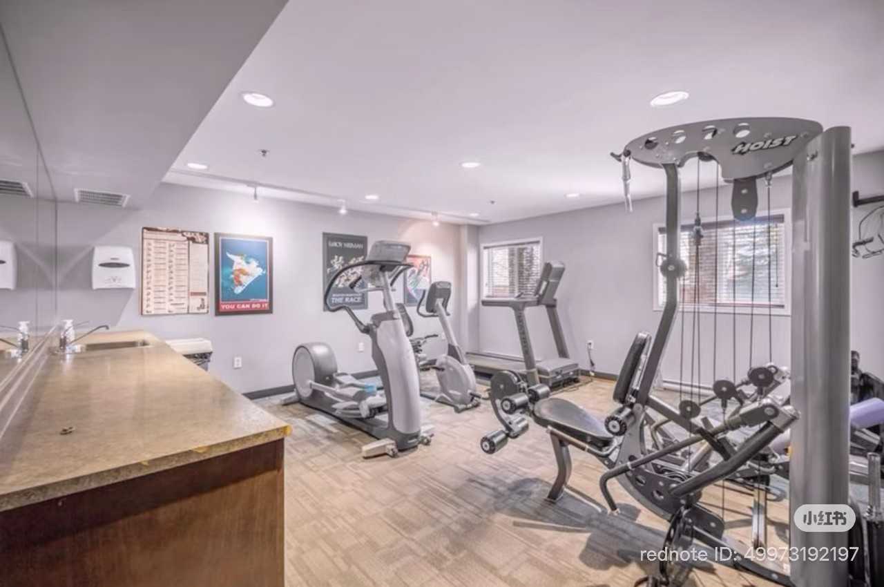 240 Fairhaven Rd - Photo 5 of 9