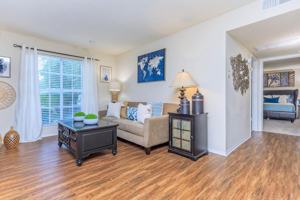 featured image of Paces Trail & Treepoint Dr #412