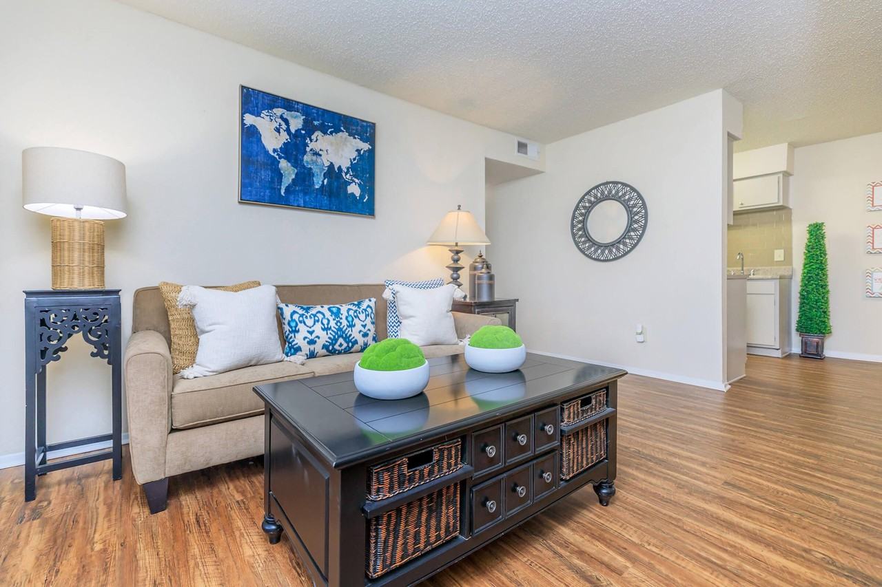 Paces Trail & Treepoint Dr #412 - Photo 2 of 17