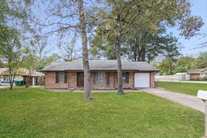 featured image of 200 Montrose Cir